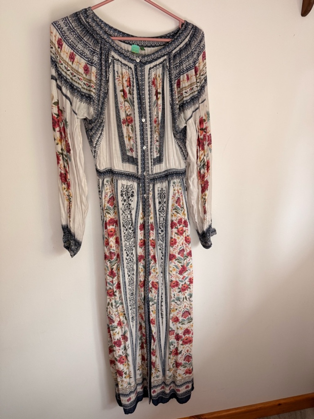 FARM Rio White Maxi Dress with Navy and Red Floral Print